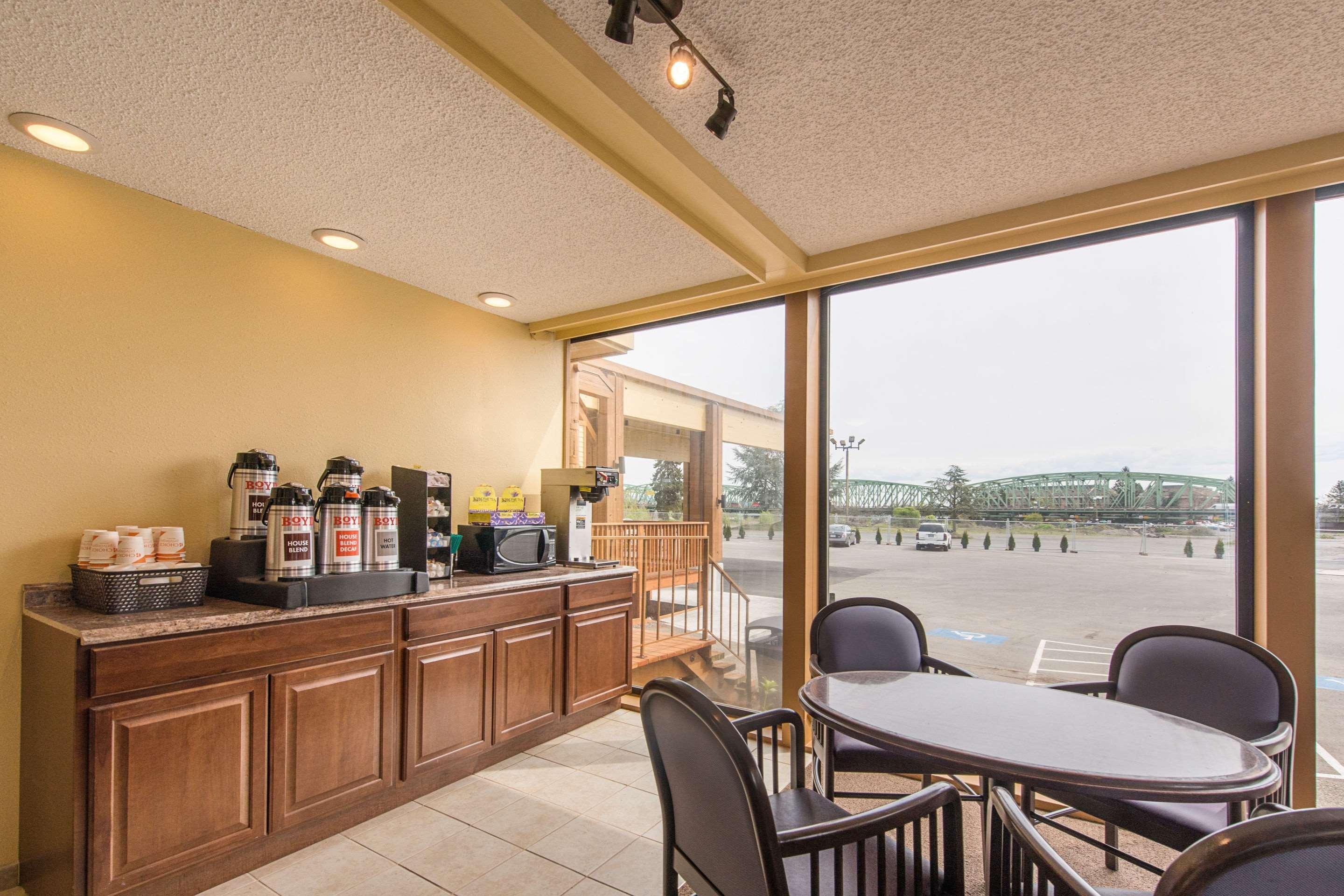 Rodeway Inn & Suites Portland - Jantzen Beach Dış mekan fotoğraf